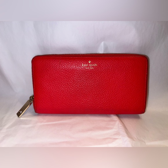 Adorable Kate Spade pebble leather coral zip wallet. Used, but good condition. - Picture 9 of 16